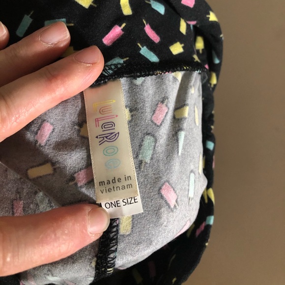 Adorable and Super Soft “Popsicle” Leggings - Picture 3 of 4